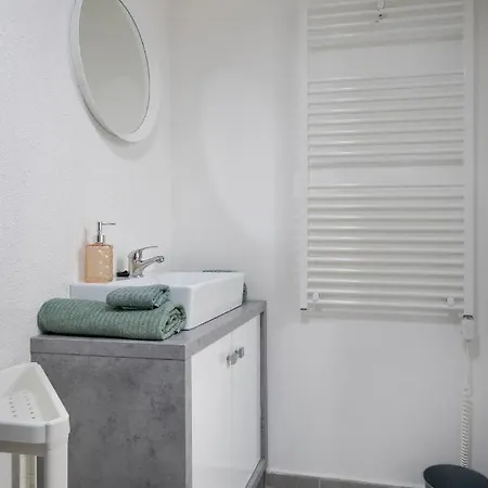 K27 - Bp Modern - Stylish Boutique By Bqa * Budapešť